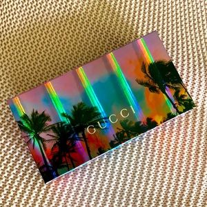 GUCCI 🌴✨holographic tropical box